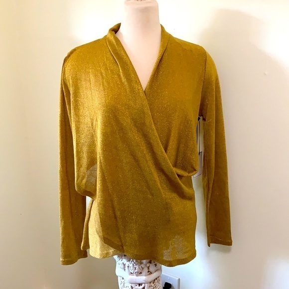 1. State gold/sparkle holiday blouse Medium - Picture 1 of 6